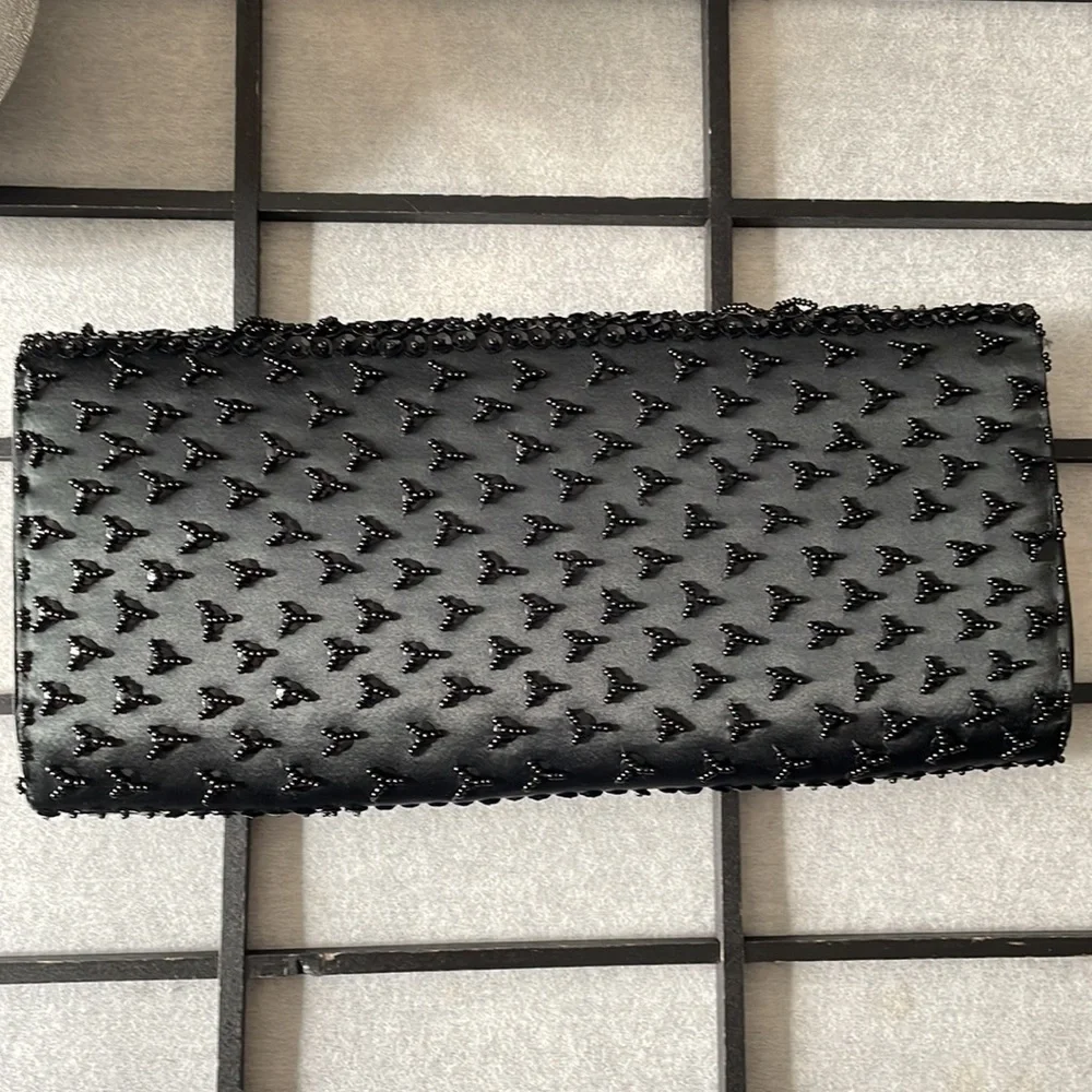 Vintage Beaded Clutch - Picture 4 of 14